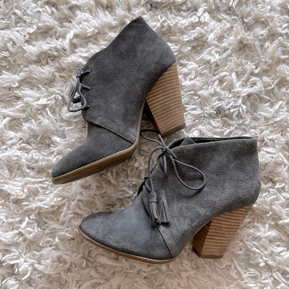 NWOT Sole Society Genuine Leather Suede Ankle Booties